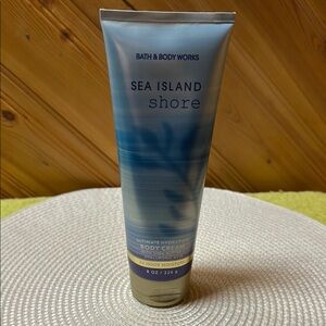 Bath & Body Works Sea Island Shore Body Cream